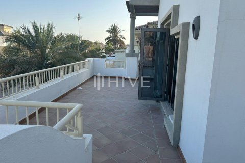 Vila v Palm Jumeirah, Dubai, SAE 4 ložnice, 655.8 m² Č.: 573720 - fotografie 18