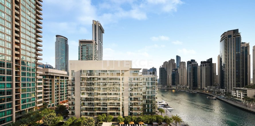 Ático en Dubai Marina, Dubai, EAU 5 dormitorios, 509 m² № 764501