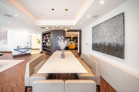 Vila v Palm Jumeirah, Dubai, SAE 4 ložnice, 539 m² Č.: 623278 - fotografie 11