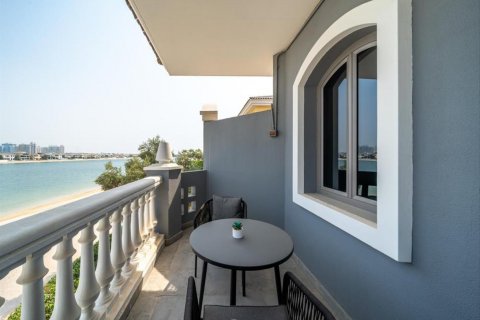 Vila v Palm Jumeirah, Dubai, SAE 4 ložnice, 539 m² Č.: 623278 - fotografie 22