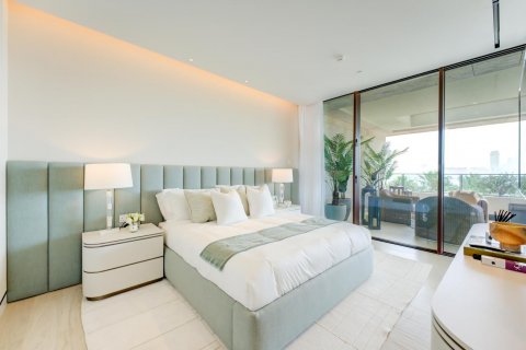 Apartment in Palm Jumeirah, Dubai, UAE 3 bedrooms, 338 sq.m. № 623277 - photo 14