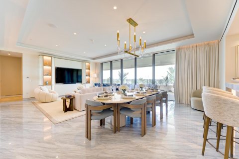 Apartment in Palm Jumeirah, Dubai, UAE 3 bedrooms, 338 sq.m. № 623277 - photo 5