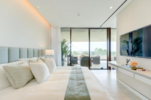 Apartment in Palm Jumeirah, Dubai, UAE 3 bedrooms, 338 sq.m. № 623277 - photo 16