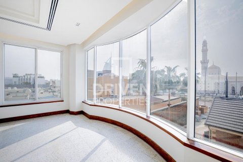 Umm Suqeim, Dubai, संयुक्त अरब अमीरात में विला, 7 बेडरूम, 892 वर्ग मीटर, संख्या 602774 - फ़ोटो 1