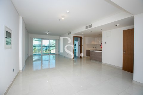 Apartament de închiriat în Al Raha Beach, Abu Dhabi, EAU 3 dormitoare, 188 mp. №716949 - poză 8
