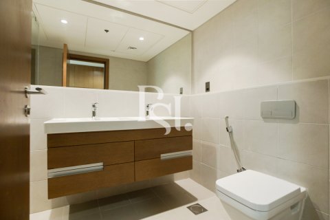 Apartament de închiriat în Al Raha Beach, Abu Dhabi, EAU 3 dormitoare, 188 mp. №716949 - poză 11