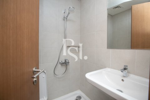 Apartament de închiriat în Al Raha Beach, Abu Dhabi, EAU 3 dormitoare, 188 mp. №716949 - poză 12