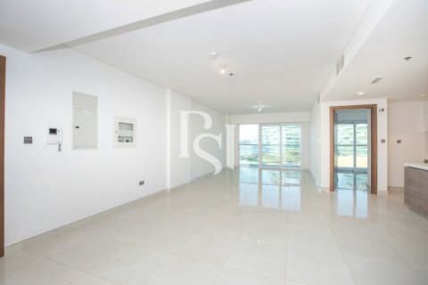 Apartament de închiriat în Al Raha Beach, Abu Dhabi, EAU 3 dormitoare, 188 mp. №716949 - poză 9