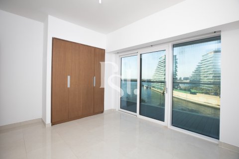 Apartmen di Al Raha Beach, Abu Dhabi, UAE 3 bilik tidur, 188 meter persegi № 716949