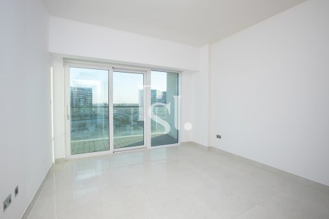 Apartament de închiriat în Al Raha Beach, Abu Dhabi, EAU 3 dormitoare, 188 mp. №716949 - poză 6