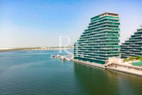 Apartment in Al Raha Beach, Abu Dhabi, UAE 2 bedrooms, 128 sq.m. № 716945