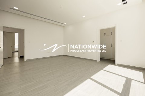 Vilë në Abu Dhabi, Emiratet e Bashkuara Arabe 6 dhoma gjumi, 1207 m2. № 632058 - Foto 12