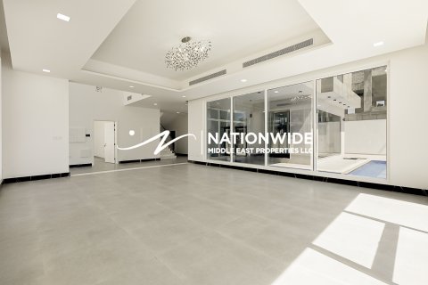 Vilë në Abu Dhabi, Emiratet e Bashkuara Arabe 6 dhoma gjumi, 1207 m2. № 632058 - Foto 5