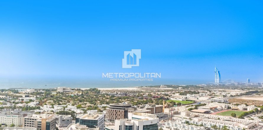 Apartament în Dubai Internet City, Dubai, EAU 4 dormitoare, 447 mp.  №663902