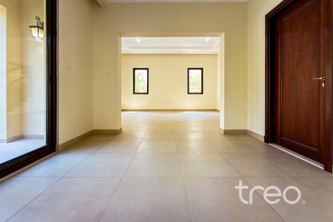 Vilë në Arabian Ranches 2, Dubai, Emiratet e Bashkuara Arabe 5 dhoma gjumi, 432 m2. № 761402 - Foto 4