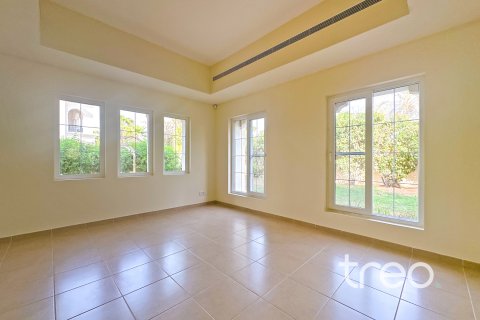 Huvila Arabian Ranches, Dubai, Arabiemiraatit 4 makuuhuonetta, 360.84 m2 № 761397 - kuva 2