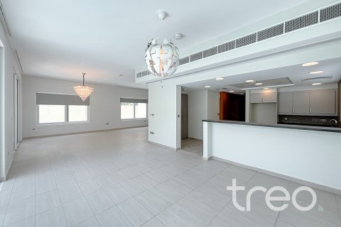Villa in affitto a Jumeirah Park, Dubai, EAU 4 camere da letto, 386.2 mq. № 761399 - foto 9