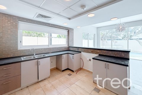 Villa in affitto a Jumeirah Park, Dubai, EAU 4 camere da letto, 386.2 mq. № 761399 - foto 11