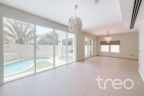 Villa in affitto a Jumeirah Park, Dubai, EAU 4 camere da letto, 386.2 mq. № 761399 - foto 10