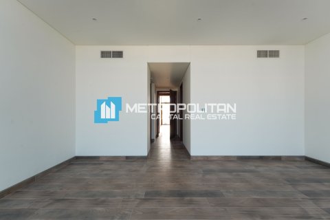 Villa te koop in Abu Dhabi, VAE 5 slaapkamers, 1232.1 vr.m., nr 690593 - foto 13