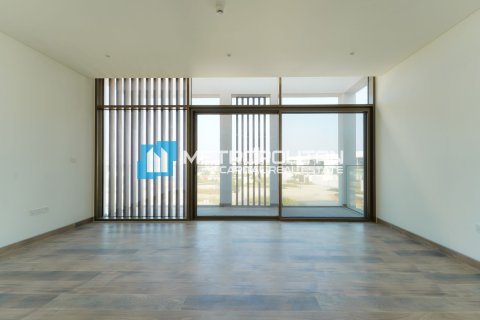 Villa te koop in Abu Dhabi, VAE 5 slaapkamers, 1232.1 vr.m., nr 690593 - foto 12