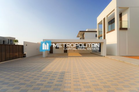 Villa te koop in Abu Dhabi, VAE 5 slaapkamers, 1232.1 vr.m., nr 690593 - foto 24