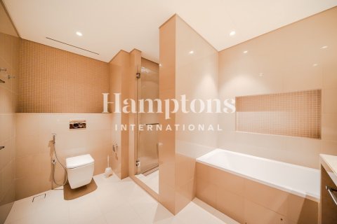 דירה ב Downtown Dubai (Downtown Burj Dubai), Dubai, איחוד האמירויות 2 חדרי שינה, 131.365 מ