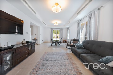 فيلا للبيع في المرابع العربية، دبي، الإمارات العربية المتحدة 3 غرفة نوم ، 341.33 متر مربع ، رقم 758795 - صورة 10