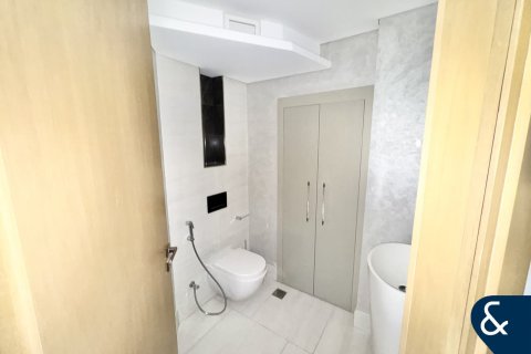 Apartament në Business Bay, Dubai, Emiratet e Bashkuara Arabe 1 dhomë gjumi, 104 m2. № 667374 - Foto 12