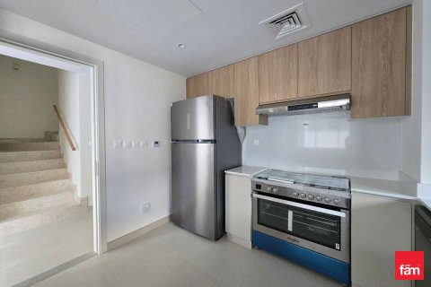 Villa itt: Dubai, EAE, 4 hálószoba, 368.2 m², azonosító: 661505 - fénykép 7