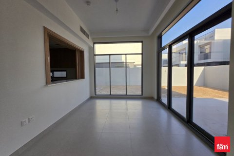 Villa itt: Dubai, EAE, 4 hálószoba, 368.2 m², azonosító: 661505 - fénykép 15