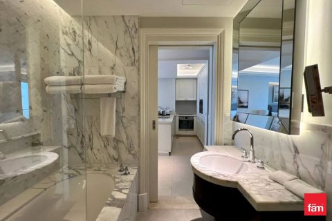 Apartment in Downtown Dubai (Downtown Burj Dubai), UAE 52.2 sq.m. № 661502 - photo 9