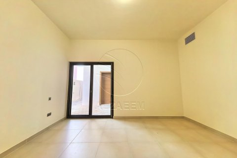 Villa on the Yas Island, Abu Dhabi, UAE 5 bedrooms, 599 sq.m. № 615830 - photo 12