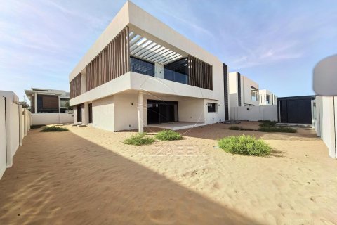 Villa on the Yas Island, Abu Dhabi, UAE 5 bedrooms, 599 sq.m. № 615830 - photo 1