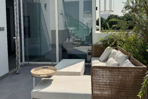 Willa na sprzedaż w Dubai, ZEA 4 sypialnie, 459.14 mkw., nr 691673 - zdjęcie 14