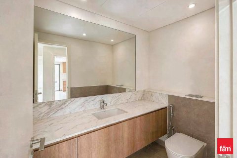 Villa til salgs i Dubai, Emiratene 3 soverom, 179.4 kvm Nr. 715335 - Foto 17