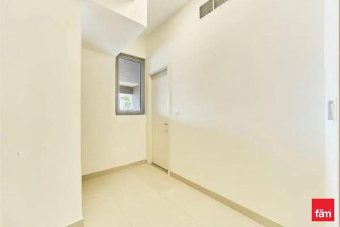 Villa til salgs i Dubai, Emiratene 3 soverom, 179.4 kvm Nr. 715335 - Foto 5