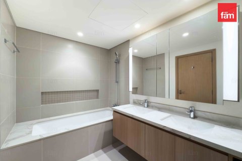 Dubai, BAE’de kiralık daire 2 yatak odası, 104.9 m&sup2; No 715371 - fotoğraf 11