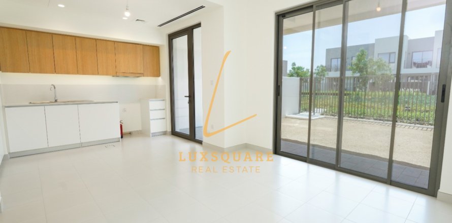 Вілла в Dubai South (Dubai World Central), Дубай, ОАЕ 3 спальні, 151м2 № 660951