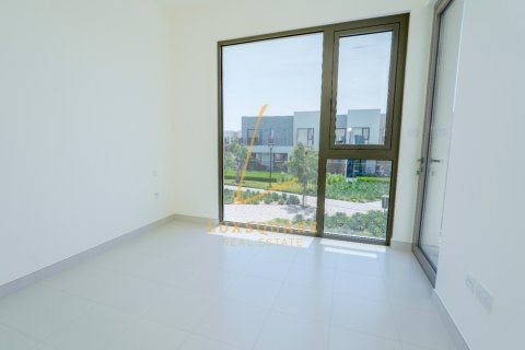 Зняти в оренду віллу в Dubai South (Dubai World Central), Дубай, ОАЕ 3 спальні, 151м2, № 660951 - фото 10