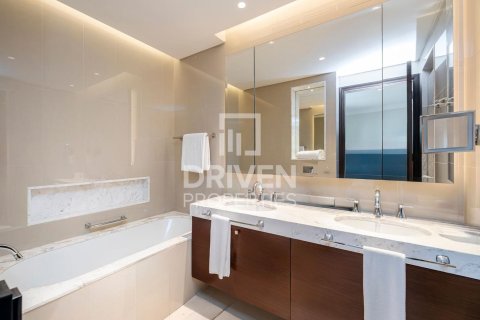 Huoneisto Downtown Dubai (Downtown Burj Dubai), Dubai, Arabiemiraatit 2 makuuhuonetta, 134 m2 № 655368 - kuva 13