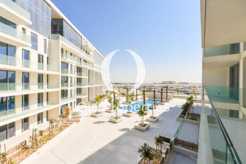 Apartment on the Saadiyat Island, Abu Dhabi, UAE 2 bedrooms, 172 sq.m. № 608722 - photo 2