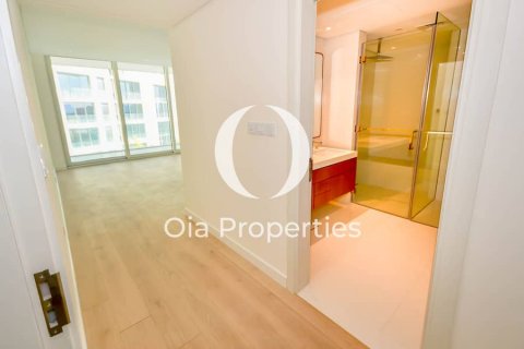 Apartment on the Saadiyat Island, Abu Dhabi, UAE 2 bedrooms, 172 sq.m. № 608722 - photo 11