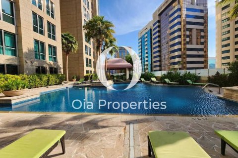 Apartament në Abu Dhabi, Emiratet e Bashkuara Arabe 3 dhoma gjumi, 239 m2. № 608721 - Foto 4