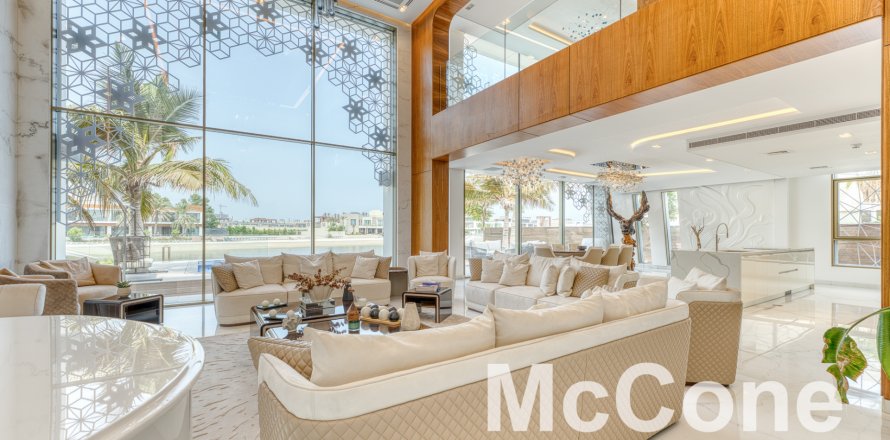 Vilë në Palm Jumeirah, Dubai, Emiratet e Bashkuara Arabe 6 dhoma gjumi, 903.85 m2. № 587544