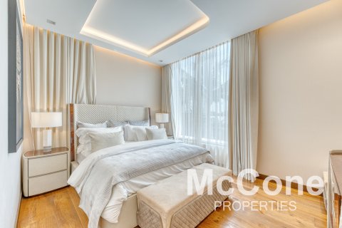 Vilë në Palm Jumeirah, Dubai, Emiratet e Bashkuara Arabe 6 dhoma gjumi, 903.85 m2. № 587544 - Foto 16