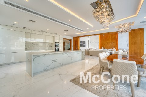 Vilë në Palm Jumeirah, Dubai, Emiratet e Bashkuara Arabe 6 dhoma gjumi, 903.85 m2. № 587544 - Foto 7