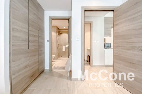 Apartment in Dubai Marina, Dubai, UAE 1 bedroom, 66.15 sq.m. № 587547 - photo 8