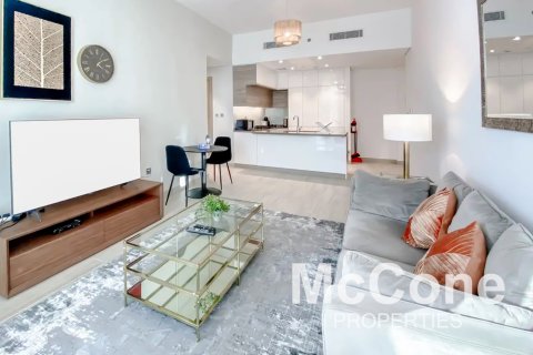 Apartment in Dubai Marina, Dubai, UAE 1 bedroom, 66.15 sq.m. № 587547 - photo 1
