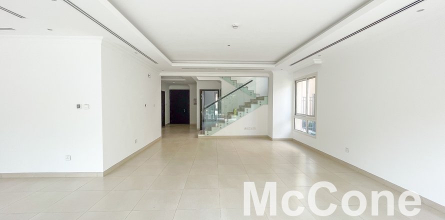 Al Barsha, Dubai, संयुक्त अरब अमीरात में विला, 4 बेडरूम, 376.26 वर्ग मीटर, संख्या 587546